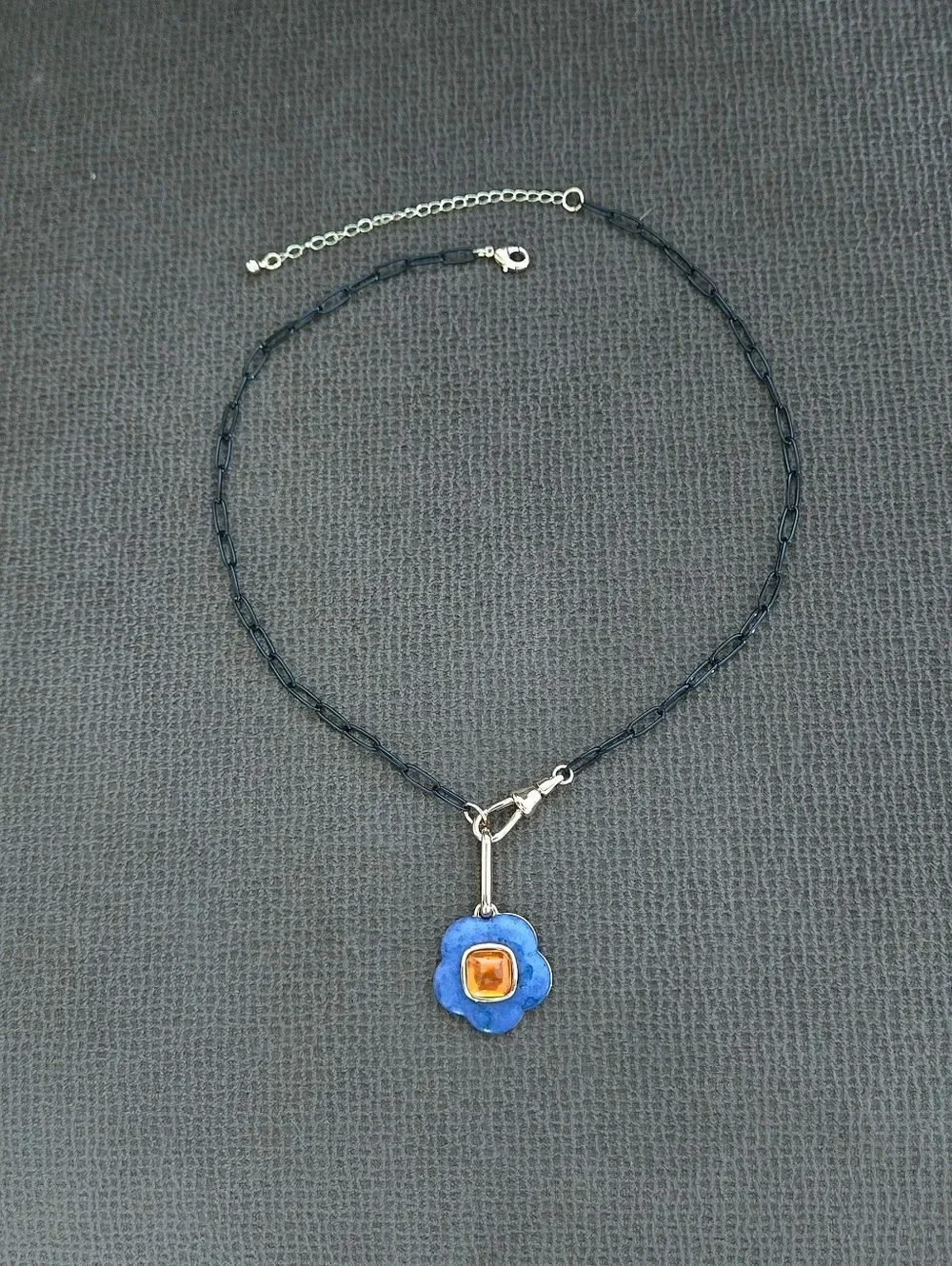 Blue💙 Flower🏵 Pendant Necklace on Black🖤 Paperclip📎 Chain⛓️ - NWOT
